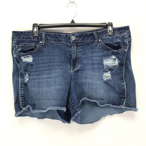 Maurices Distressed Cut-Off Stretch Denim Shorts Women's Plus Size 22 Summer - Picture 1 of 9